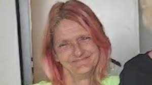 Gidget Allen's Instagram, Twitter & Facebook