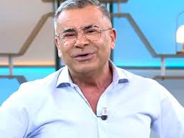 Jorge Javier Vázquez no se corta y desvela cómo le gustan los hombres:  "Hazme caso"