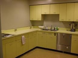 Jul 17, 2021 · 10l mini fridge. Cool Retro Refrigerator For Sale 1960 Ge Combination In Yellow Geneva Kitchen Youtube