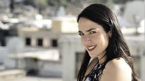 Οικονομικά μαγιό σε μεγάλα μεγέθη για κάθε τύπο γυναίκας! H Domna Mixahlidoy Sto Marie Claire Kaloyme Toys Sympolites Mas Na Ginoyn Anadoxoi