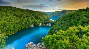 Pictures are sourced from microsoft's own bing pictures and altered each and every twenty four hours. Plitvice Lakes National Park Plitvicki Ljeskovac Croatia Windows 10 Spotlight Images