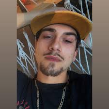 Looking to have flower bed cleaned out and mulch put down in Southgate