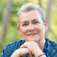 Elyse Wheeler's Instagram, Twitter & Facebook