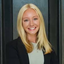 Victoria Lykins's Instagram, Twitter & Facebook