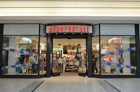 This fashion mainstay stocks the best in decor, clothing and beauty. Aeropostale Clothing Wikipedia