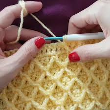 9 304 Likes 78 Comments Youtube Crochet Orgu Atolyesi Crochet Atolyesi On Instagram Kabartmali Baklava Youtube Crochet Orgu Orme Sapkalar Tig Isleri