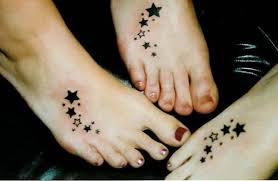 Tattoo Sterne 49 Einzigartige Trendy Ideen Fur Tatowierungen Tattoo Sterne Beeindruckende Tattoos Tattoos Fuss