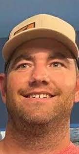 Justin Hecker's Instagram, Twitter & Facebook