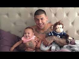 Aaron Hernandez New England Patriots Tight End Showed Up At Saddle Ranch Youtube Aron Hernandez Hernandez New England Patriots