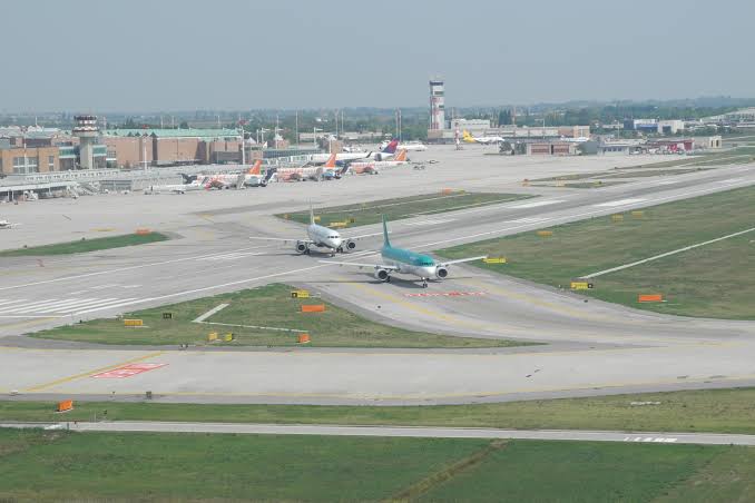 Resultado de imagen para Aeropoprto Marco Polo"