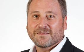 Lambán firma el decreto de nombramiento del nuevo Gobierno de Aragón