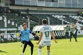 En el estadio de unión de santa fe, estudiantes de río cuarto y sarmiento de junín disputan la gran final de la primera nacional. Sarmiento De Junin Es El Nuevo Lider En La Zona De Atletico De Rafaela