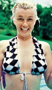 Scopri ricette, idee per la casa, consigli di stile e altre idee da provare. Ist Das Marilyn Monroe Auf Dem Bild Film Frauen Filme Und Serien