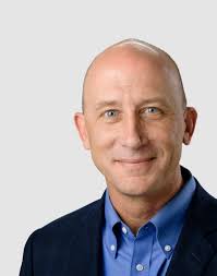 Sandis CEO And Leadership: Executives and Demographics