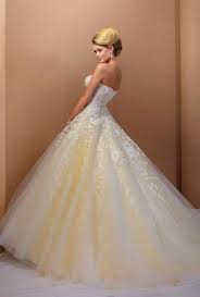We did not find results for: Farbige Brautkleider Fur Die Extravagante Braut Braut Tempel