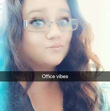 Verizon store phone number at Prairie Center?