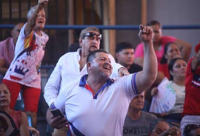 Gritos e insultos interrumpen sesión del Plenario en Puntarenas | Teletica