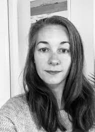 Carrie Bowles's Instagram, Twitter & Facebook