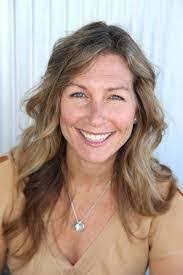 Carrie Eichman's Instagram, Twitter & Facebook