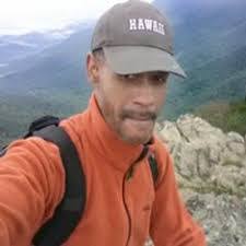 Everett Houser's Instagram, Twitter & Facebook