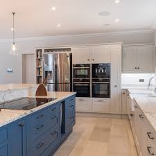 Kitchen Islands