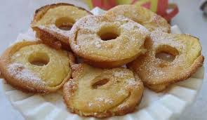 Beignets Aux Pommes Cuits Au Four Simples Et Legers Page 2 A 2 Recettes Faciles Recette En 2020