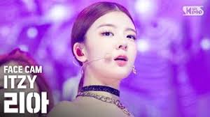 Lia Itzy Profile Kpop Profiles Makestar Itzy consists of five talented girls, they are chaeryeong, yeji, ryujin, lia, and yuna. lia itzy profile kpop profiles