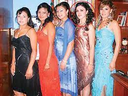 Here's a look at who is she and what is her net worth. La Drastica Transformacion Que Vivio Emma Coronel La Esposa Del Chapo Guzman Infobae