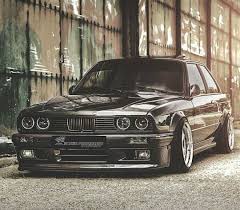 Bmw E30 3 Series Black Bmw E30 Bmw Cars Bmw Classic Cars