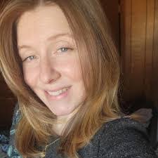 Amber Drury's Instagram, Twitter & Facebook