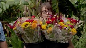 Floral designer and british flower ambassador jonathan moseley shows you how to make your cut flowers last longer. Arnosky Flowers Texas Country Reporter Youtube