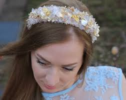 Gold Bridal Tiara: Sparkling Wedding Headpiece