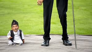 Personne n'est plus devasté que cette petite fille par la fin de la présidence d'obama. L Homme Le Plus Petit Au Monde Est Mort Ladepeche Fr