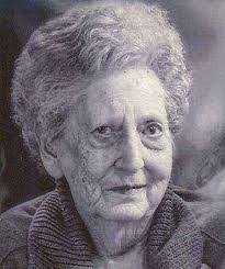 Lily Lanier's Instagram, Twitter & Facebook