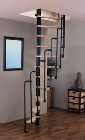 Fantastique Images Escaliers Colimacon Astuces Du Garde Corps Design Aux Marches A Pas Ja En 2020 Escalier En Colimacon Idees Escalier Meuble Escalier