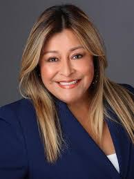 Jackie Villegas's Instagram, Twitter & Facebook