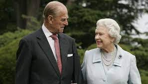 توفي الأمير فيليب زوج الملكة إليزابيث الثانية اليوم عن عمر ناهز 99 عاما. Hckhhh Ojl6h1m