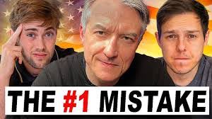 Julie Giddings's Instagram, Twitter & Facebook