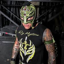 619iamlucha Heads To The Ring To Face Theviper Randyorton Who Walks Away With The Win Tonight Sdlive Wrestling Wwe Mysterio Wwe Wrestling Superstars