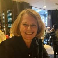 Anne Weeks's Instagram, Twitter & Facebook