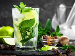 Wir Lieben Diesen Schnellen Winter Cocktail Freundin De In 2021 Caipirinha Winter Cocktails Frische Minze