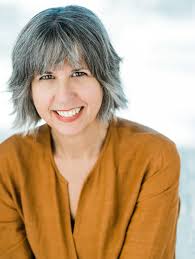 Laurel Bailey's Instagram, Twitter & Facebook