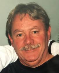 Daniel Lashbrook's Instagram, Twitter & Facebook