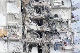 Florida condo collapse causes massive emergency response. Ltp Ouo Bgl Lm