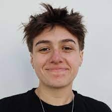 Elena Easley's Instagram, Twitter & Facebook