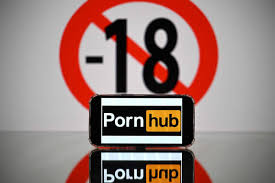 Xvideos e Pornhub terão normas mais restritas na UE - 20122023 - Tec -  Folha