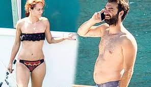 Kanald 7.968.346 views4 year ago. Burcin Terzioglu Ile Ilker Kaleli Den Poyraz Karayel Gibi Ask Haberi