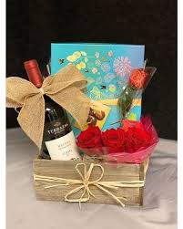 If you would like help making the perfect selection call our floral consultants at the number listed at the top of the page. Gift Baskets Delivery Miami Fl Brickell Ave Flowers Gifts