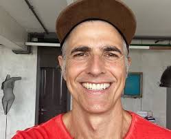 Veja os famosos que assumiram a sexualidade em 2020 igor cosso, reynaldo gianecchini, bianca andrade e benjamin foto: Reynaldo Gianecchini Fica Evidente Hoje Que O Edu Teve Sua Culpa Ele Correu Atras Da Camila