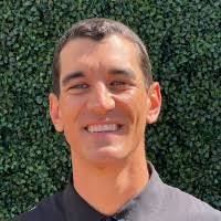 700+ perfiles de «Patrick Howard»